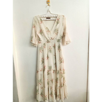 Длинное белое платье с цветочным принтом,1 шт размер М/Long white floral dress, size M