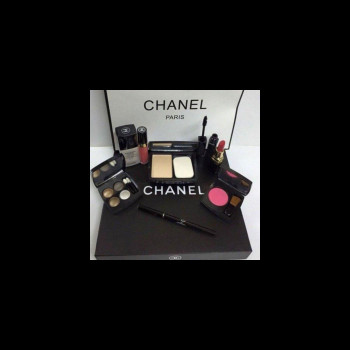 Набор косметики Chanel 9 in 1